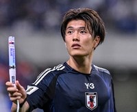 ｢やはり小川のヘディングは武器になる｣後半出場のFW小川航基が自身の価値証明の均衡破るダイビングヘッド弾！｢スーパーサブ能力SSクラス｣｢W杯本番楽しみ｣