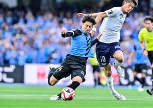 リーグの将来のために期待したい「ヨーロッパと反対」の「ポゼッション志向」の盛り返し【Jリーグの2023年シーズンを振り返る】(2)の画像