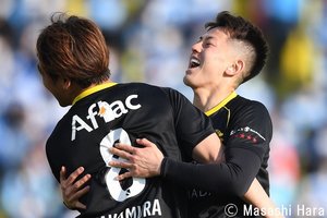 PHOTOギャラリー「ピッチの焦点」【明治安田Ｊ１リーグ　第６節　柏レイソルｖｓジュビロ磐田　２０２２年４月２日　１５：０３キックオフ】の画像