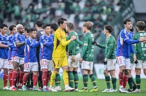 「これカッコよすぎないか」横浜FM対東京Vの伝統一戦を前に公開された“オールドユニコーデ”に反響！「さっすがオシャレ番長」「かっこよすぎてびっくりした」の声の画像