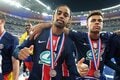 運命の大一番！サッカー日本代表・伊東純也、中村敬斗、関根大輝が語った｢世界一のクラブ｣と｢降格プレーオフ｣(2)敬斗＆純也メダル記念ショットと先制点｢カードをもらってもいい｣プレー【激闘後21連写】の画像020