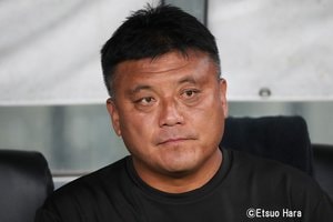 2019年のルール改正で大流行｢短いゴールキック｣を狙う京都の闘将、風間八宏監督が考える｢一番安全なプレー｣【川崎VS柏戦が示した｢横パス｣の危険性】(2)の画像