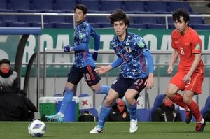 サッカー日本代表・田中碧「異次元のプレーだった1本のパス」と「南野拓実との違い」とは？【ワールドカップ最終予選・中国代表戦の激論】(5)の画像