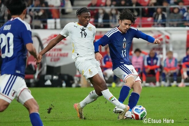 アクシデントの瞬間を激写！田中碧と接触したアブ・フランシスの回復を願う！森保ジャパンのガーナ戦快勝劇をピッチレベルで振り返る！【日本代表vsガーナ代表】原悦生11月シリーズPHOTOギャラリーの画像007