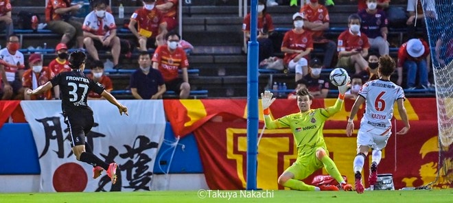 横浜FCに完敗で名古屋フィッカデンティ監督「チーム全体として弱かった」の画像008