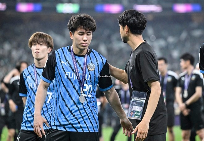 【川崎フロンターレアルバム】ACLE決勝で後半開始から出場した山田新の写真16枚！ 再爆発期待される若きエースストライカーのサウジアラビアでの姿「アル・アハリー川崎フロンターレ」の画像013