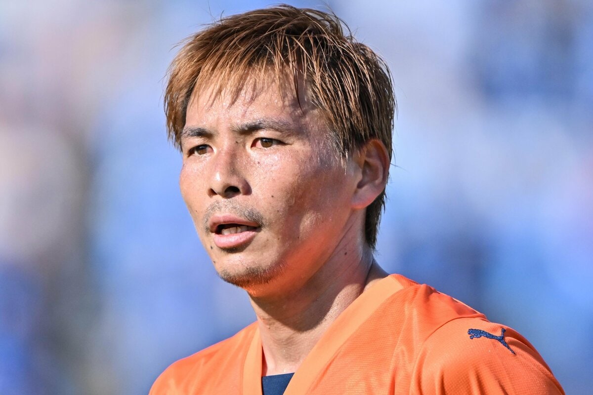 ｢涙止まらんよ、マジで｣今季限りで清水退団の乾貴士が｢涙すら美しい｣ラストスピーチ！｢こんな形で引退はしたくない｣｢絶対見返せるように頑張ります！｣宣言