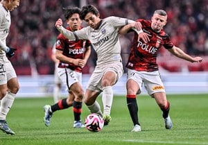 J1の“異例45分マッチ”でJ1川崎は異例のウォーミングアップ実施……浦和レッズとの試合前に見せた、ビハインドを覆すためのハイテンションな準備の画像