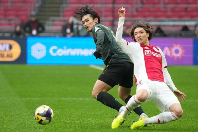 オランダ伝統の一戦『デ・クラシケル』に３人の日本人選手！｢板倉滉vs上田綺世&渡辺剛」が激しくぶつかり合った白熱の現地スタジアムに潜入【アヤックスvsフェイエノールト】PHOTOギャラリーの画像007