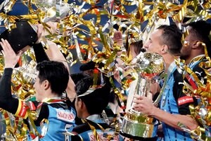 【写真24枚】第100回天皇杯決勝　川崎フロンターレ「歓喜の二冠」の輝き　PHOTOギャラリー「ピッチの焦点」の画像