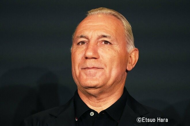 バッジョ、ロナウド、デルピエロ、カカ…レジェンド6人がトランプタワーに大集合！大五郎カット怪物の｢最新ヘア｣、ブラジルの貴公子｢超イケオジ化｣、2大ファンタジスタ｢微妙な距離感｣　原悦生PHOTOギャラリーの画像002