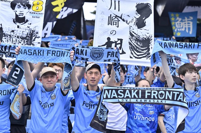 【サポーターアルバム(2)】G大阪戦の執念の同点弾導いた川崎フロンターレのサポーター写真94枚！ Gゾーンからメインスタンドまで撮影「川崎フロンターレーガンバ大阪(2)」の画像005