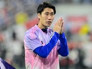 「タケはバスケも出来るんか」久保建英が披露した美しい“3ポイントシュート”にファン騒然!「どのスポーツやっても天才」「やはり彼はタダモノではない」と反響の声の画像