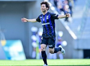 「美しすぎる」「流れるようなゴール」G大阪DF黒川圭介のサイドチェンジからのワンツー＆逆足ミドル弾に見惚れるファン続出！「シティがやってそうな攻撃」との声の画像