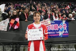 【画像19枚】なでしこの至宝から欧州女王へ！アジア杯優勝の谷川萌々子とマンU宮澤ひなたが欧州CLで激突！バイエルン熱狂の夜を現地撮の画像