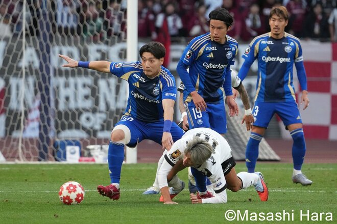 涙と歓喜の町田ゼルビア初戴冠！天皇杯決勝でクラブの進化を誇示する3ゴール！国立競技場で昌子源主将の涙と黒田剛監督のトロフィーアップ【FC町田ゼルビアvsヴィッセル神戸】激闘PHOTOギャラリーの画像004