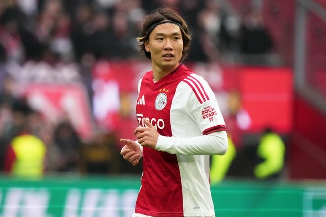 オランダ伝統の一戦『デ・クラシケル』に３人の日本人選手！｢板倉滉vs上田綺世&渡辺剛」が激しくぶつかり合った白熱の現地スタジアムに潜入【アヤックスvsフェイエノールト】PHOTOギャラリーの画像009