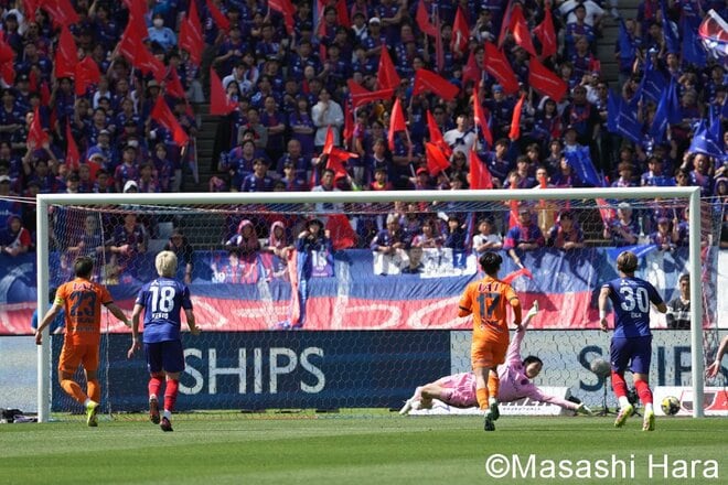 ｢何か起こるかなと思った｣｢イメージはできていた｣元サッカー日本代表エースの2得点に絡む活躍で清水エスパルスが3連勝【FC東京VS清水エスパルス】PHOTOギャラリー激闘10連写の画像003