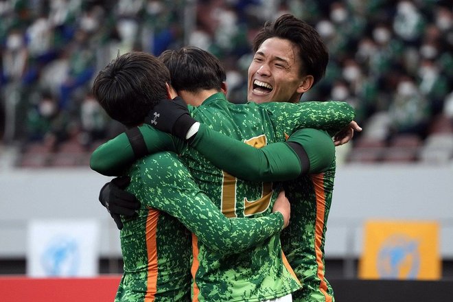 PHOTOギャラリー「ピッチの焦点」【第100回全国高校サッカー選手権準決勝 高川学園(山口)vs青森山田(青森) 2022年1月8日キックオフ】(渡辺航滋撮影)の画像