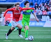 浦和レッズ、今季初勝利(1)！ 湘南ベルマーレ戦、勝負の行方を決定づけた「2発のスルーパス」と「サイドバックの攻撃力」の画像