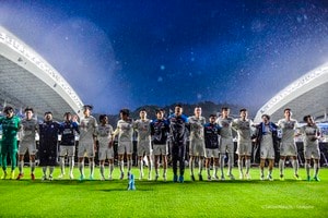 「めちゃめちゃセンス良い！」J1川崎が観戦者にプレゼントする「ハロウィン特製ユニフォーム」が大絶賛！ お菓子とパンプキンがデザインされた特別デザインの画像