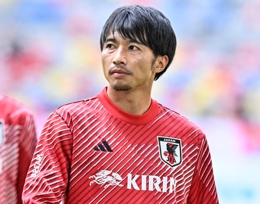 推しへの課金は惜しまない‼︎」7年ぶり鹿島復帰の柴崎岳の「GAKU」「20