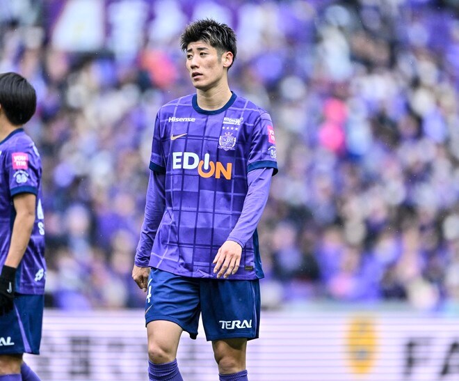 【5連勝のJ1広島。リーグ優勝に向けて見せた昨季との違い(1)】「去年だったら引き分けで終わっていた…」と選手も振り返る難試合で勝ち切る強さ。連戦を練度に、ジャーメイン良＆田中聡がフィットの画像014