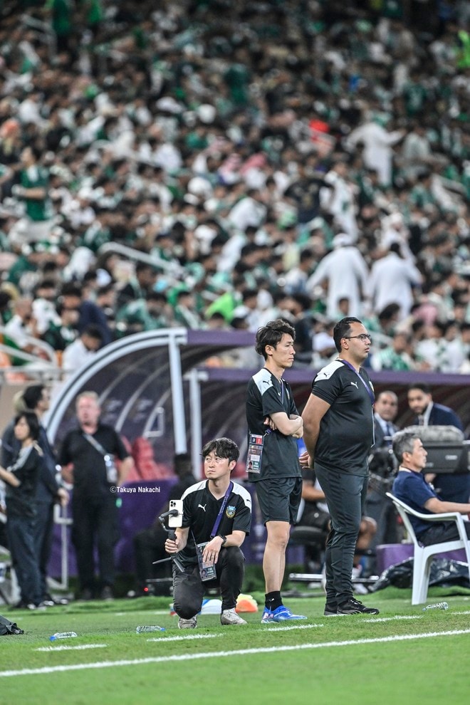 【川崎フロンターレアルバム】ACLE準優勝チームを支えたコーチングスタッフ＆クラブスタッフの写真41枚！ サウジアラビア・ジェッダでの活躍を現地撮影「アル・アハリー川崎フロンターレ(2)」の画像008