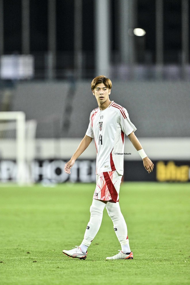 【大関友翔アルバム】川崎フロンターレMF大関友翔の中国戦での写真56枚！ 2試合連続の途中出場で魅せたプレー姿「日本代表ー中国代表」の画像004