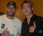 「新しいユニットですか？」J1横浜FMとJUNONの「爆イケ過ぎるコラボショット」にファン興奮！「みんなビジュ良すぎて最高だわ」「平野紫耀が混ざってない？」などの声の画像