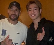 ｢家族全員がヤバい｣元日本代表キングカズ息子、偉大な父の58歳誕生日に秘蔵写真放出…世界から祝福の嵐｢サッカーの神様｣の画像