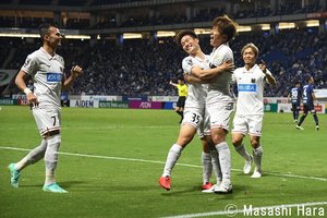 PHOTOギャラリー「ピッチの焦点」【明治安田Ｊ１リーグ　第３１節　ガンバ大阪ｖｓ北海道コンサドーレ札幌　２０２１年１０月２日　１９：０３キックオフ】の画像