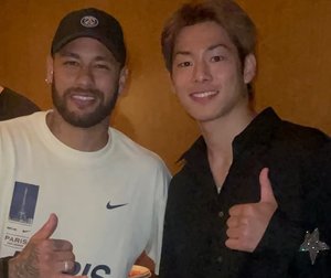 元日本代表キングカズ息子、｢初めて憧れた永遠のアイドル｣ブラジル代表ネイマールと家族ぐるみで幼少期から交流｢秘蔵ショット｣大放出の画像