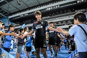 【J1川崎と“サッカー観戦が困難”な発達障がいの11人(1)】笑顔を創る企画で小学生が泣き出したワケと、参加者の母親が「とにかくうれしい」と感じた息子の一言の画像