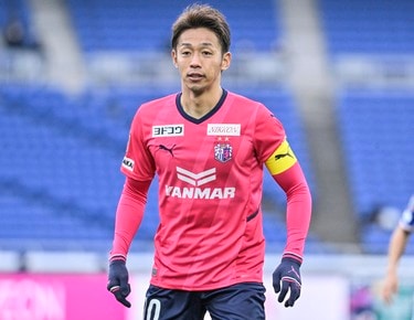 元同僚は「竹内涼真?」とコメント！ 元サッカー日本代表MF清武弘嗣がセレッソ大阪の「新ユニフォーム