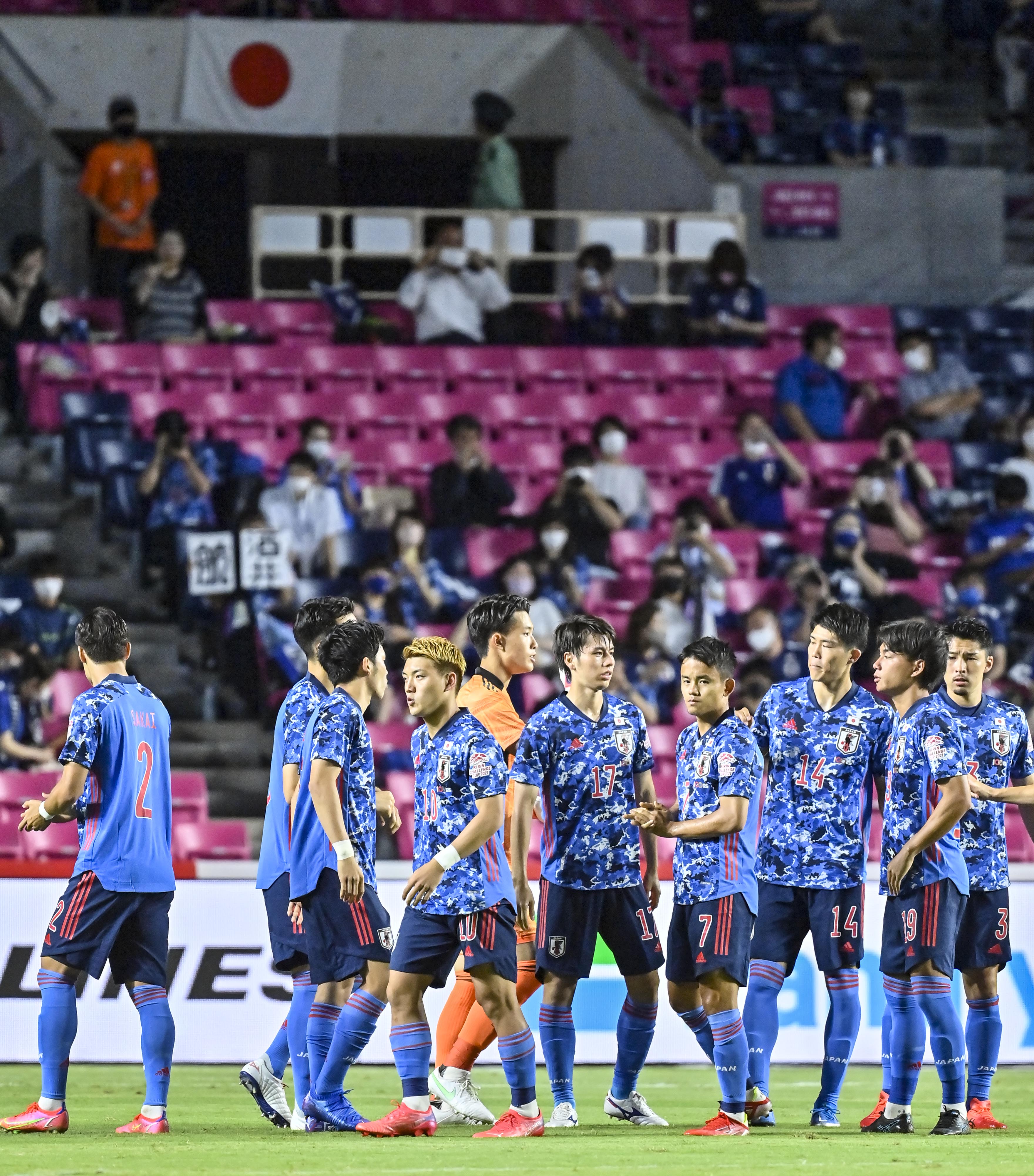 日本代表考察 ポイントとなるブラジル代表ほか各国代表との 中3日での4連戦 6月シリーズは 模擬ワールドカップ 1 概要 日本代表 批評 サッカー批評web