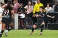 なでしこ美人DFが｢決勝点｣アシスト、サッカー界のレディー・ガガは｢私服姿｣でピッチに、アメリカ女子サッカーで奮闘する守屋都弥、遠藤純、スタンボー華のホーム戦【アメリカNWSL】激闘PHOTOギャラリーの画像013