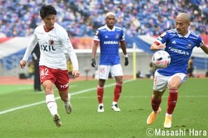 鹿島アントラーズの「らしさ」と「らしくなさ」　横浜FMー鹿島　PHOTOギャラリー「ピッチの焦点」の画像