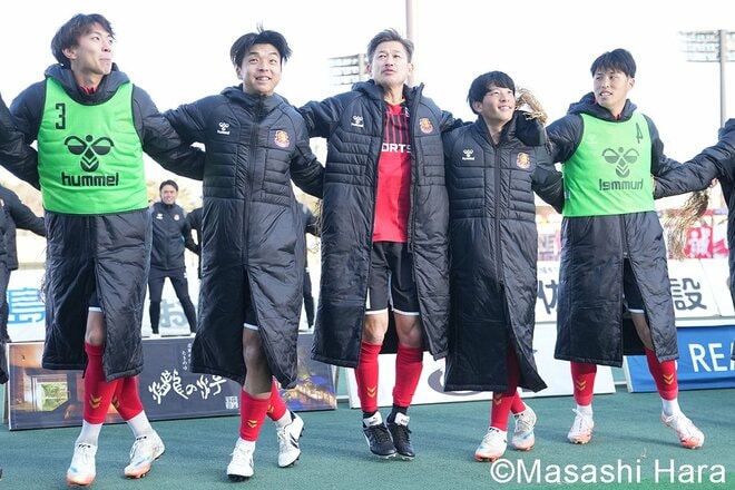 59歳10日、カズ最年長出場記録更新も…｢もっと努力しないと｣、キングの雄姿に本拠地5353人が大熱狂【福島ユナイテッドvs長野パルセイロ】激闘PHOTOギャラリーの画像008