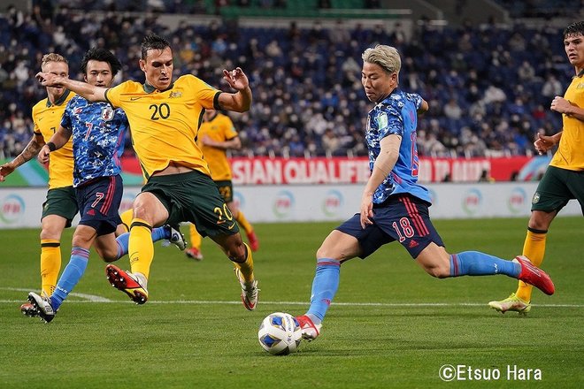 【サッカー日本代表ワールドカップ最終予選】「決勝点を生んだ吉田麻也の意識」「詰めていた古橋亨梧と伊東純也」【オーストラリア戦の激論】(2)の画像