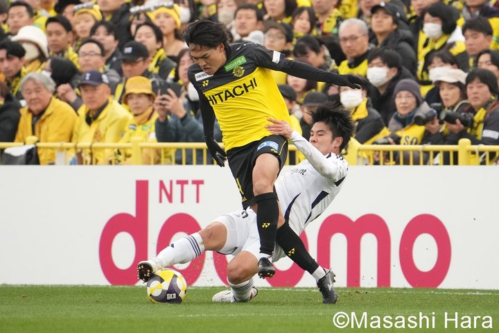 ｢これゴラッソすぎた｣J1柏MF久保藤次郎のちばぎんカップ決勝点に称賛続々！｢かっこいいーー!!!｣｢どんどんすごい選手になってる｣