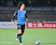 「写真かっこよすぎて無理」「貴史、頼みます!」夜のスタジアムに背中で語る宇佐美貴史!ガンバ大阪の「7番」を継承した新キャプテンの姿にボルテージ爆上がりの画像