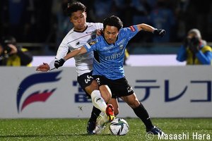 PHOTOギャラリー「ピッチの焦点」【明治安田Ｊ１リーグ　第１節　川崎フロンターレｖｓＦＣ東京　２０２２年２月１８日　１９：０５キックオフ】の画像