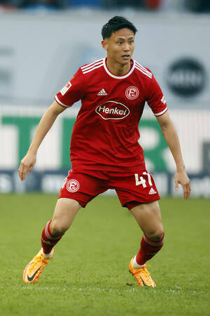 ｢かっこよすぎる｣!! デュッセルドルフが離脱中のU-21日本代表・内野貴史の元気な姿を投稿! ｢わかってらっしゃる｣と反響の｢近況報告｣【画像】の画像