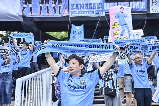 【サポーターアルバム】等々力連勝をアシストした「川崎フロンターレの試合前のサポーター写真83枚」！ 2万2070人が駆け付け圧巻の応援見せた「川崎フロンターレーセレッソ大阪」の画像041