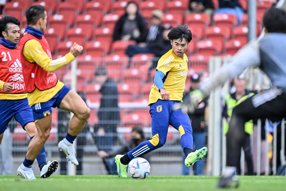 堂安律選手サイン入り日本代表ユニフォーム - サッカー/フットサル