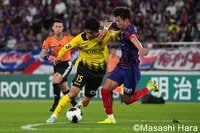 優勝を目指す上での試練！ ｢前節名古屋に手痛い黒星｣柏の新戦力FW、｢5試合連続で完封勝利｣FC東京の右SB躍動も…“前半戦の山場”は攻め合っての痛み分け！【FC東京vs柏レイソル】激闘PHOTOギャラリー