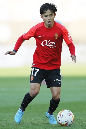 サッカー日本代表・久保建英「レアル・マドリード復帰」について面談へ!「ヴィニシウスとロドリゴがスペイン国籍取得」と「ベイル退団」で移籍可能性が浮上…スタメン入りが期待される「直接対決」でアピールなるか!【図表】の画像