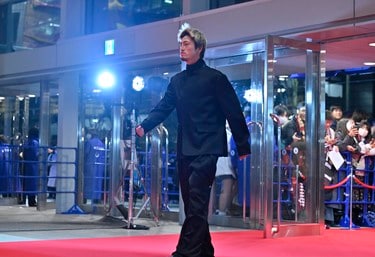 画像・写真：「ラスボス感半端ない」「ダントツでかっけぇ」鹿島FW鈴木