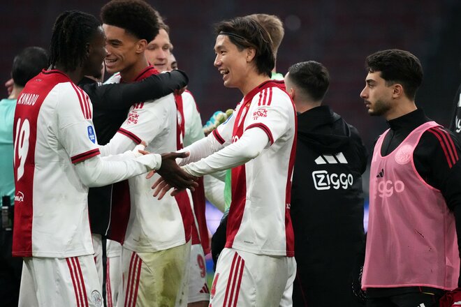 オランダ伝統の一戦『デ・クラシケル』に３人の日本人選手！｢板倉滉vs上田綺世&渡辺剛」が激しくぶつかり合った白熱の現地スタジアムに潜入【アヤックスvsフェイエノールト】PHOTOギャラリーの画像033